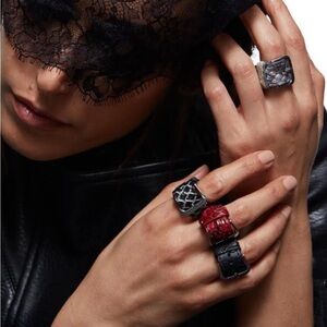 These are individual rings you MUST pick a color Python adjustable rings